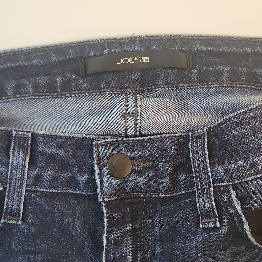 Joe's Jeans Mid Rise Boot Cut Dark Wash Blue Jeans Women's Sz W 28 EUC NICE! - Picture 16 of 16